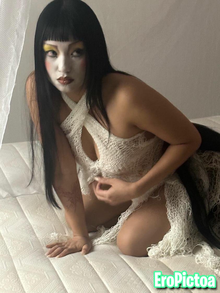 Katy asian slut compilation photo featuring nude - Part 27