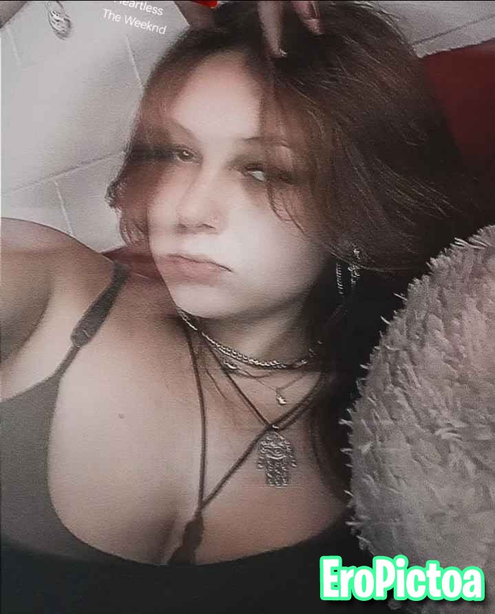 Caption her photo featuring Expose - Part 4