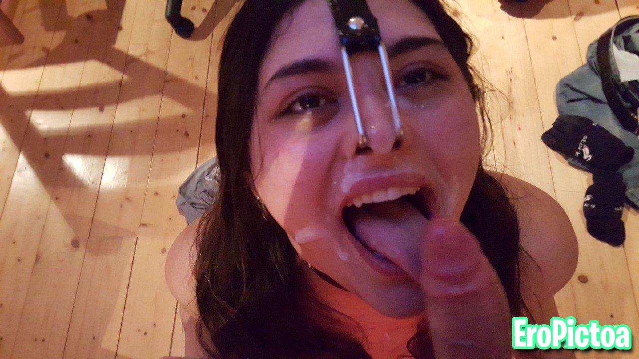 Melyssa webslut photo featuring goonfuel