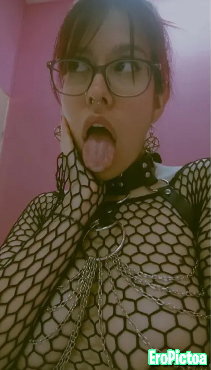 Sofia webslut photo featuring gooning - Part 9