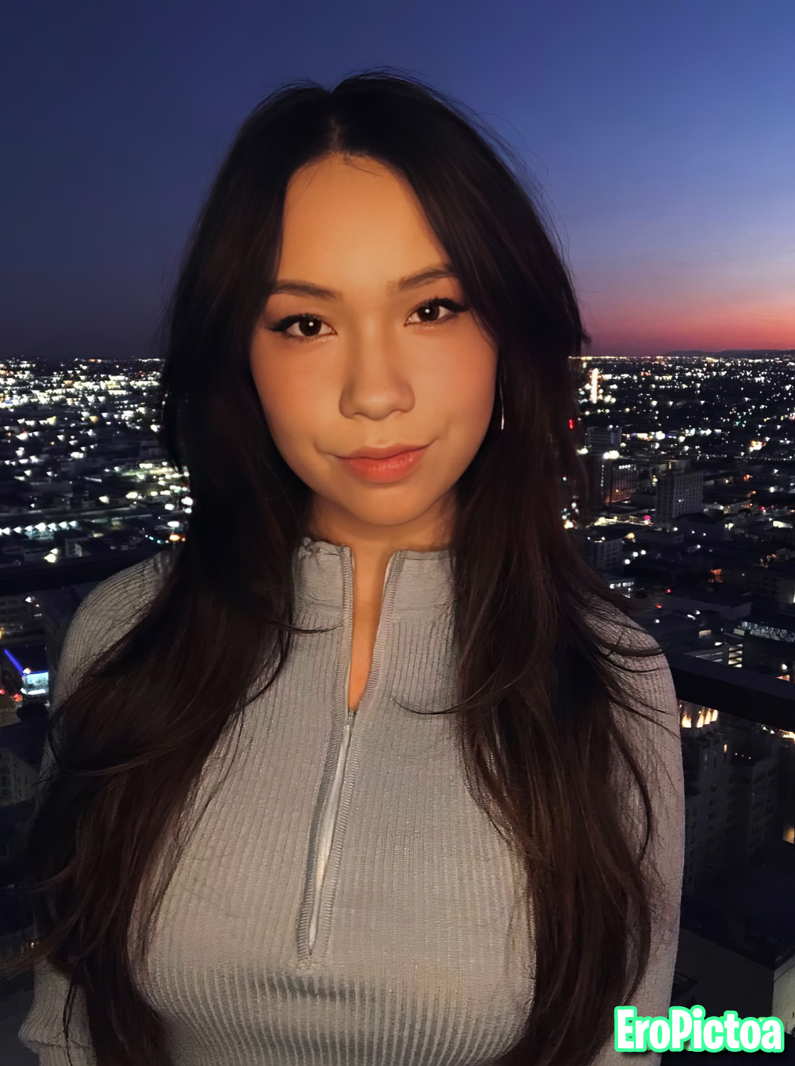 QuarterJade photo featuring twitch streamer - Part 29