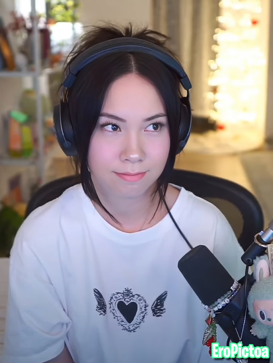 QuarterJade [2] photo featuring egirl