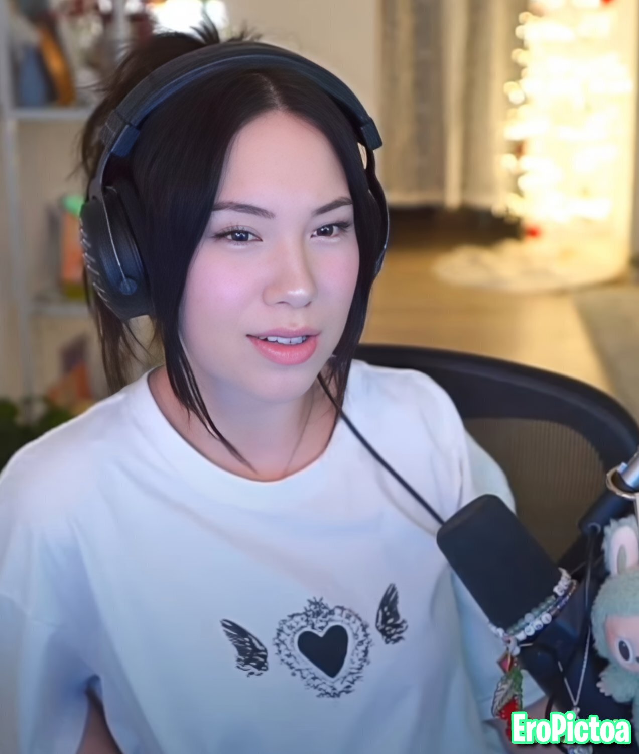 QuarterJade [2] photo featuring twitch