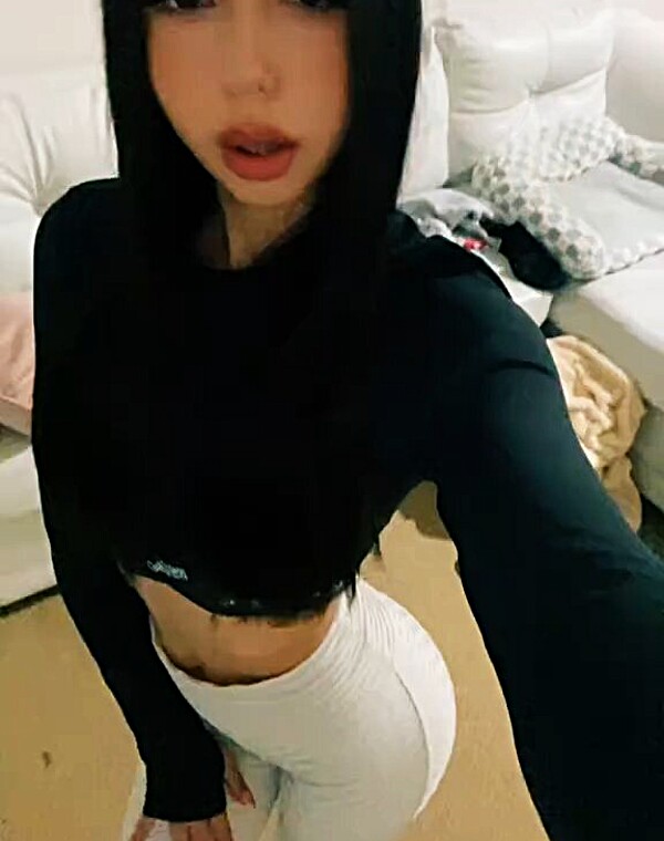 Thumbnail for Latina Friend Blowjob AI 68 unlucid(dot)ai/r/PKK600PT1U
