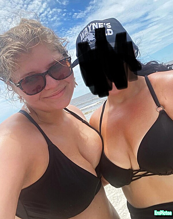 Thumbnail for Pig Haley needs a confidence boost… save and share the cunt!