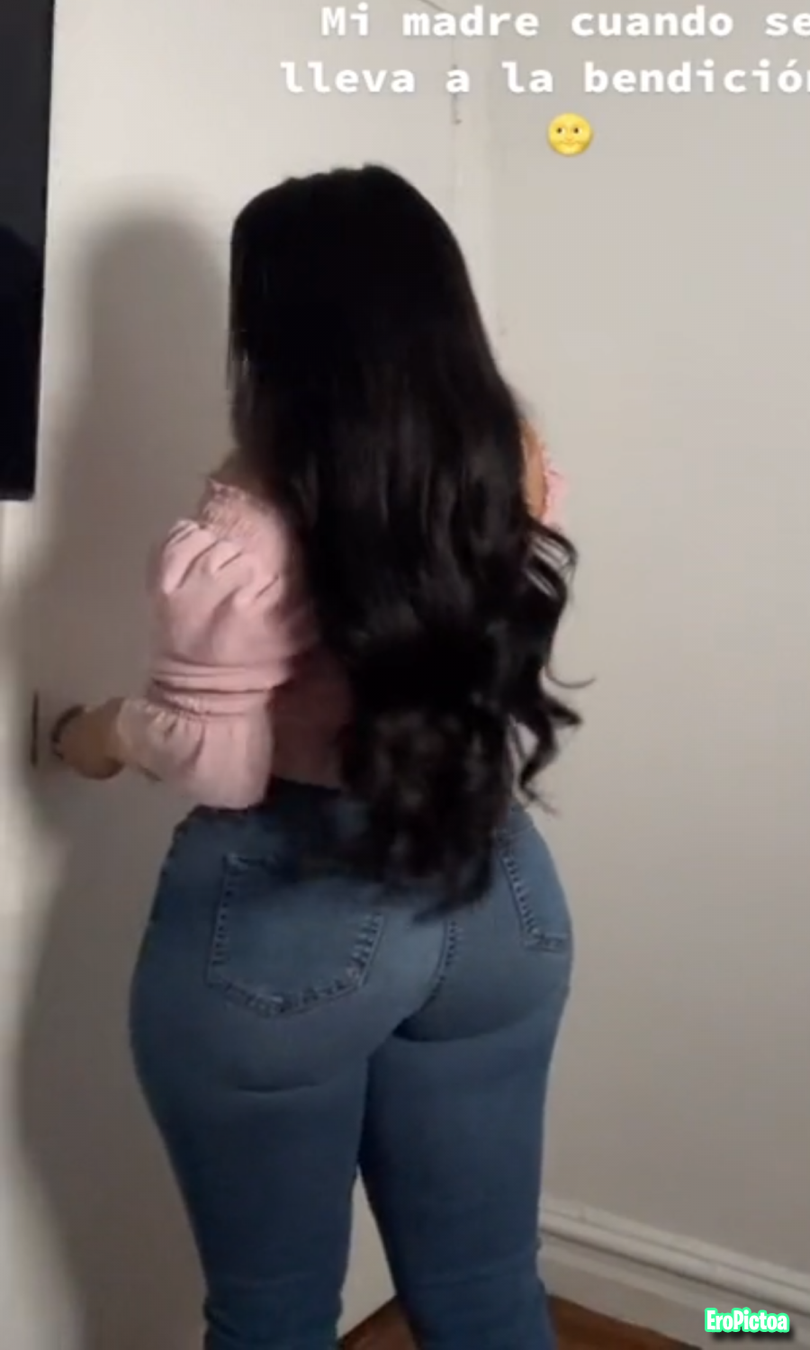Jeans photo featuring jeansphatassbigassjigglebooty - Part 45