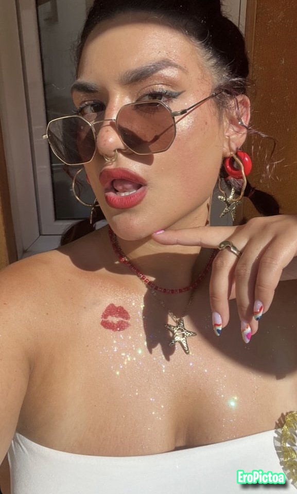 Mexican Whore Emma Exposed! βπΏπ²π½βπΏ photo featuring Tits Mexican Whore Emma Exposed! βπΏπ²π½βπΏ photo featuring Tits