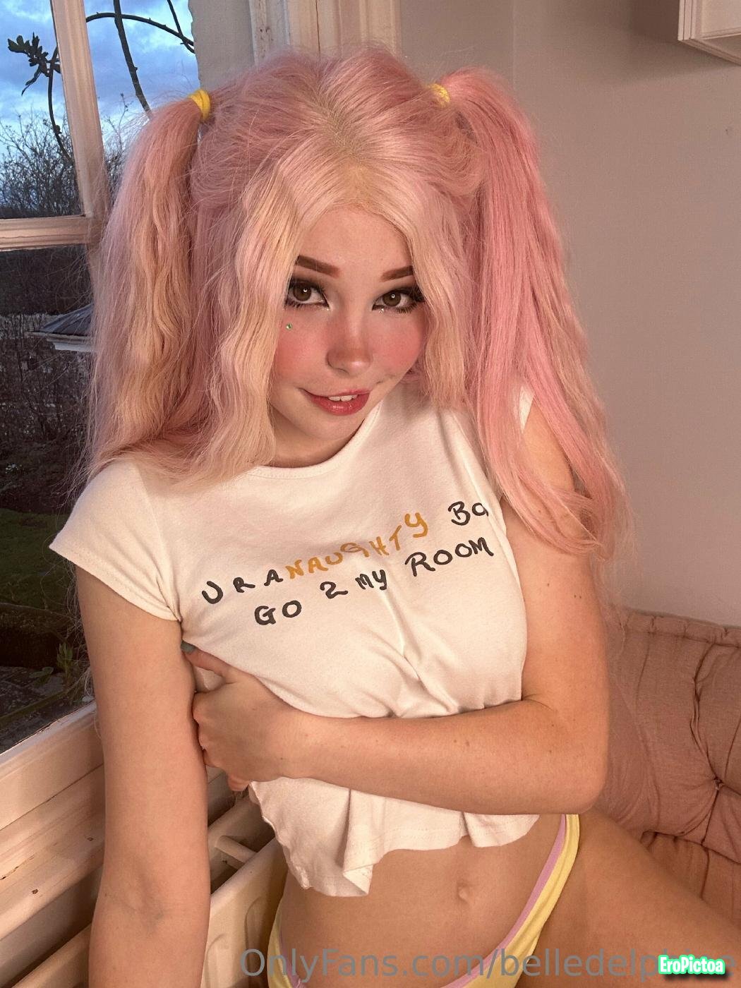 Belle Delphine Nude photo featuring belle delphine back - Part 3