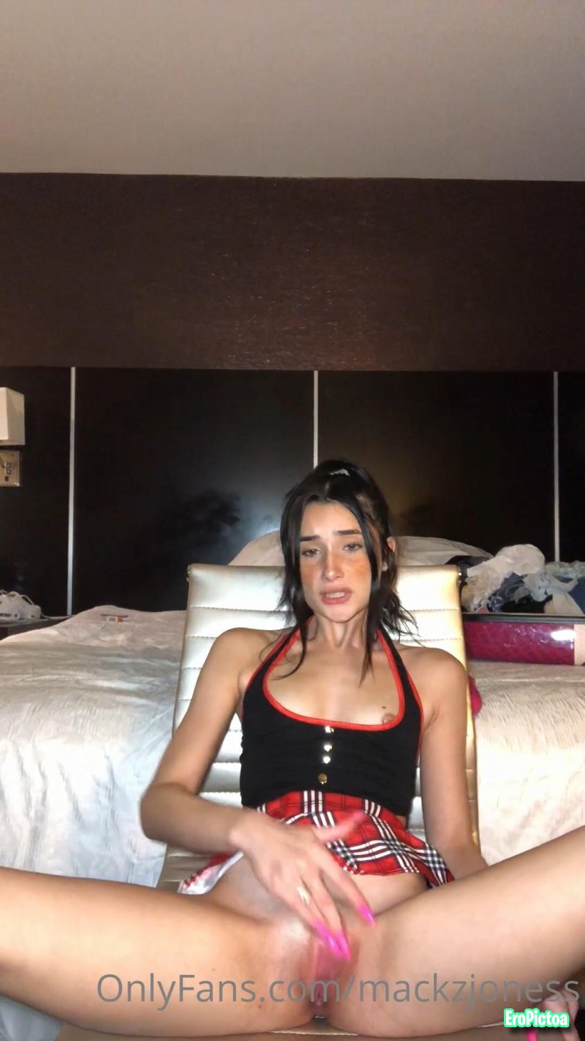 Belle Delphine photo featuring belle delphine leaked nudes