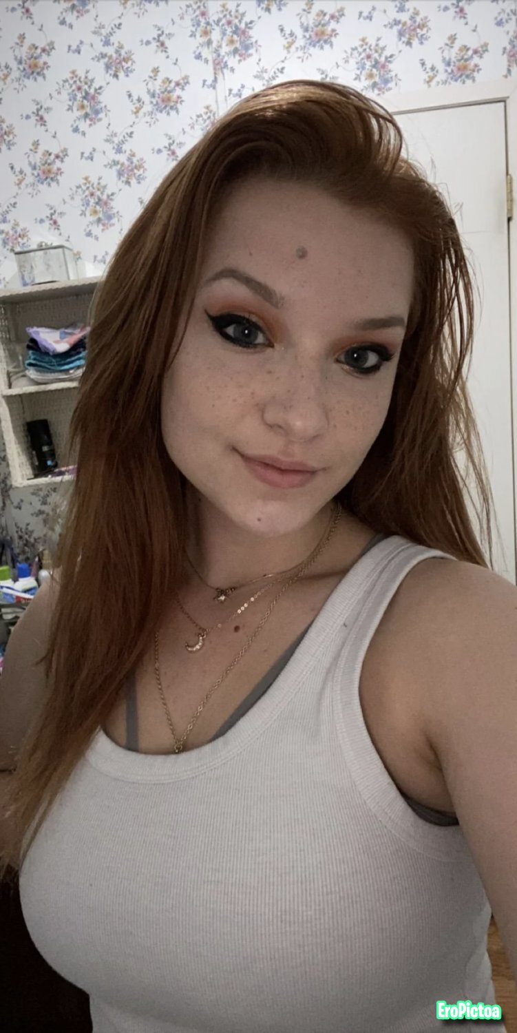 Hot slut nudes leak photo featuring bigtits - Part 3