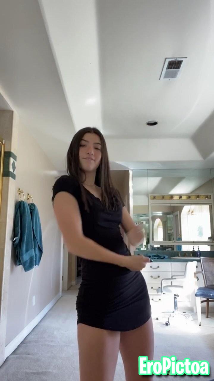 Charli D’Amelio photo featuring miamalkovaonlyfans - Part 3