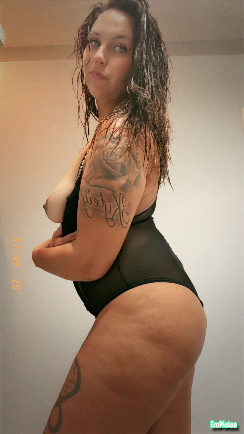 Sexy Milf photo featuring Milf