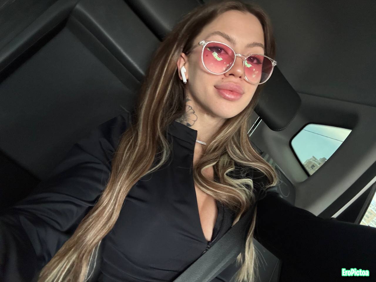 Sexy Russian Escort photo featuring russian