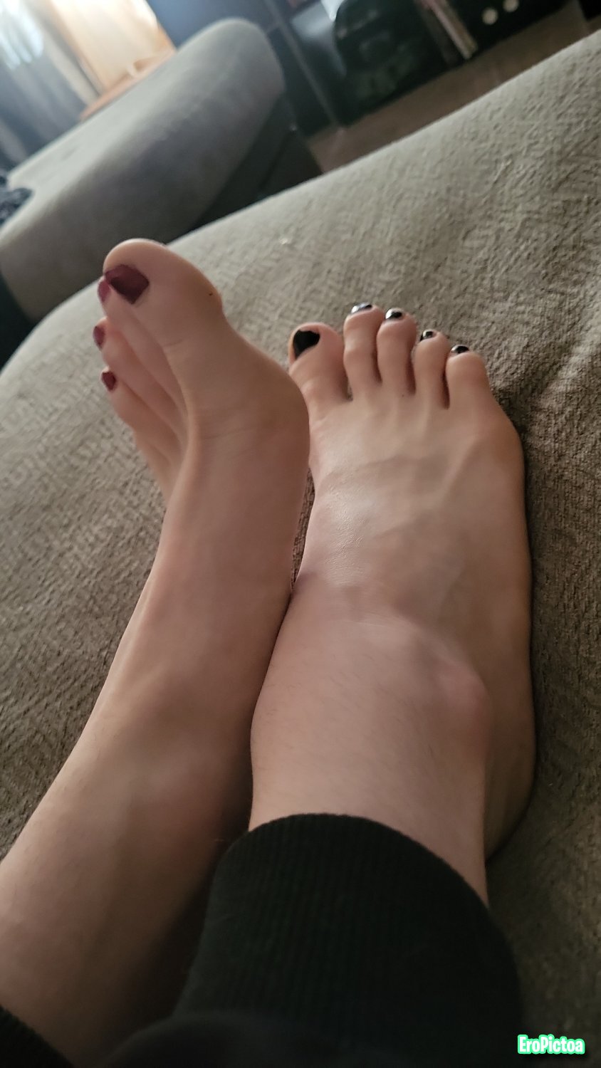 Feet 👣 photo featuring Cum on Feet