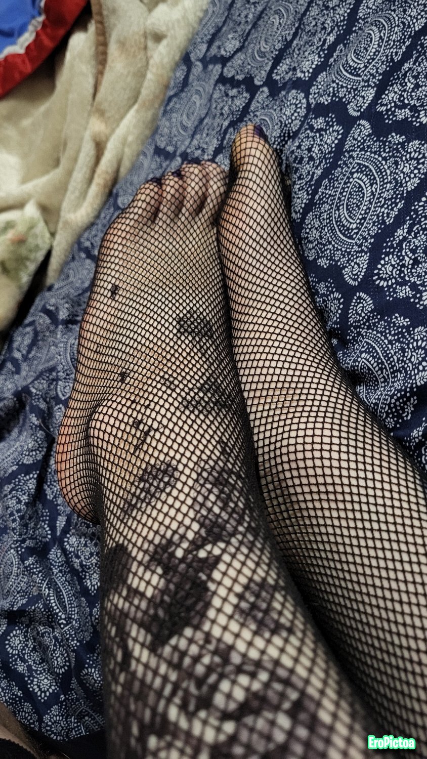 Feet 👣 photo featuring Ass