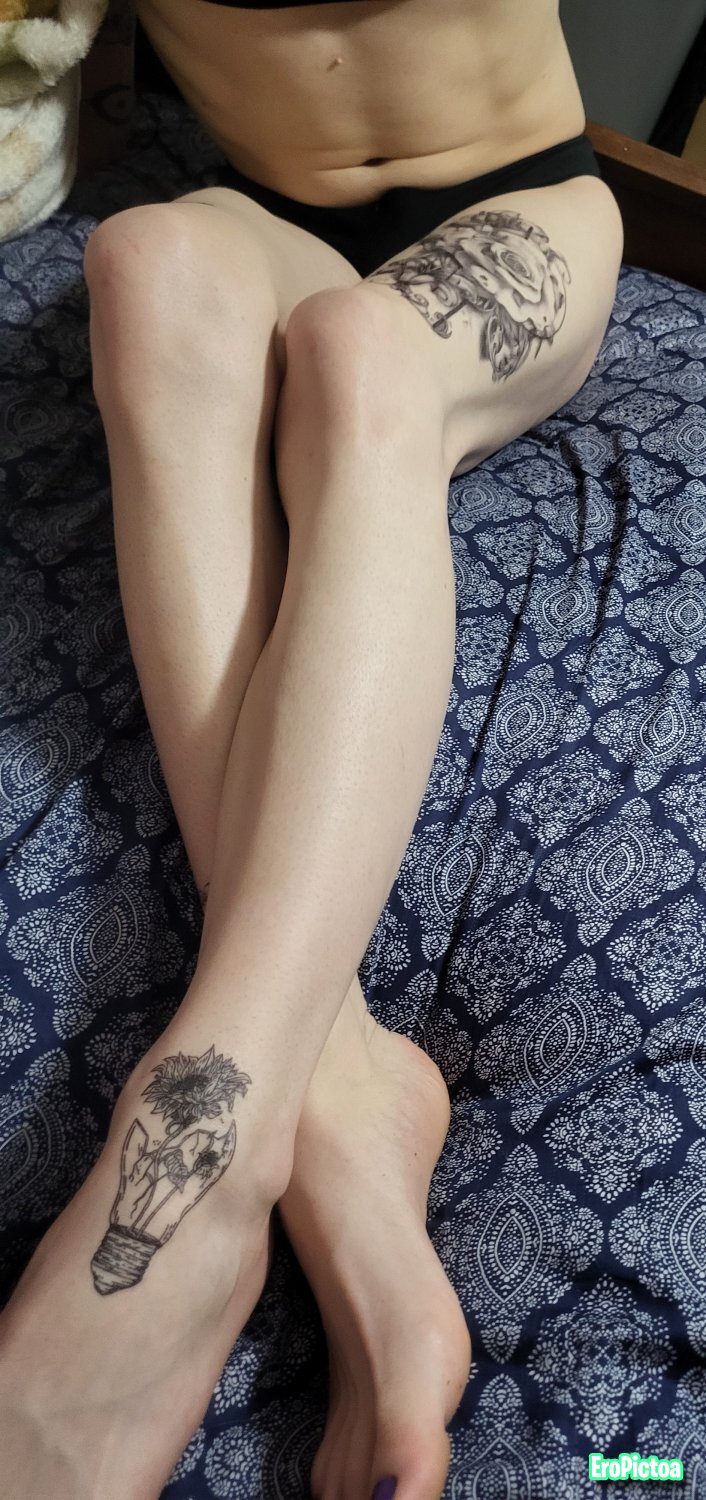 Feet 👣 photo featuring Nsfw