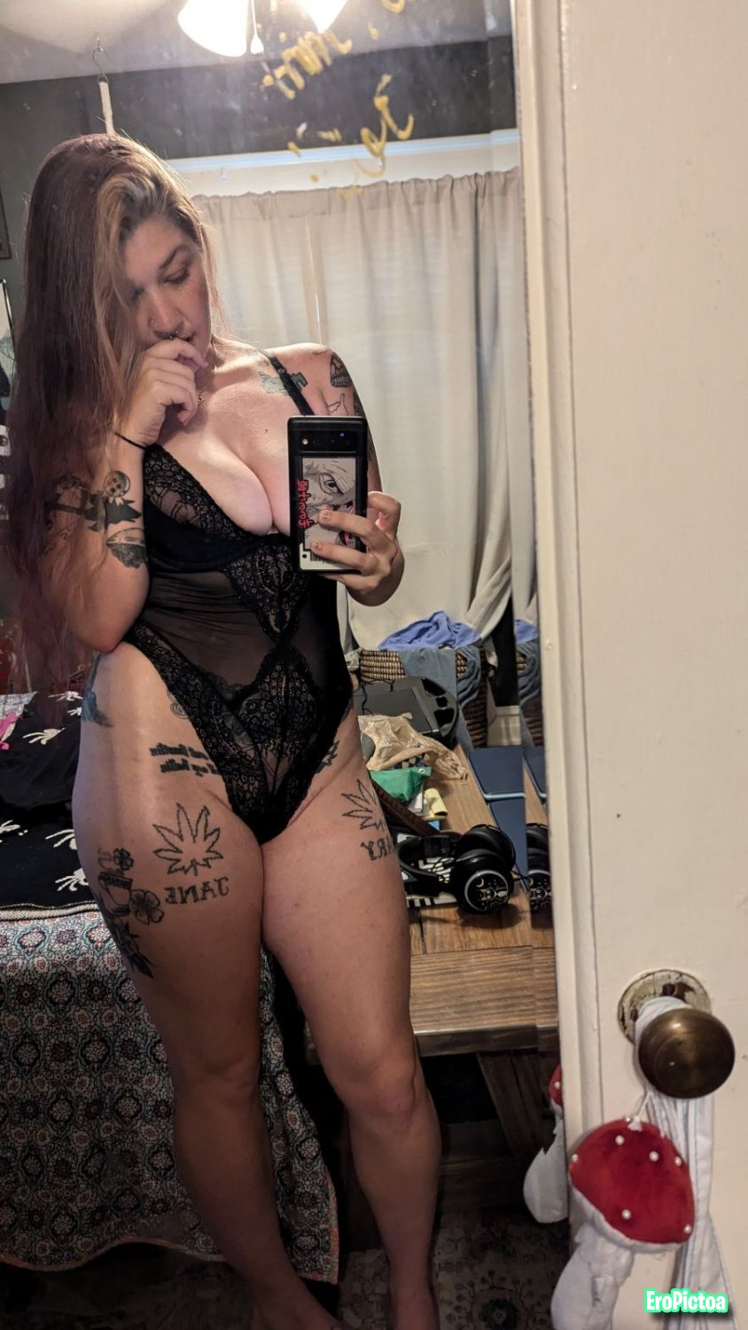 Natural Goth Pawg photo featuring Goth - Part 8