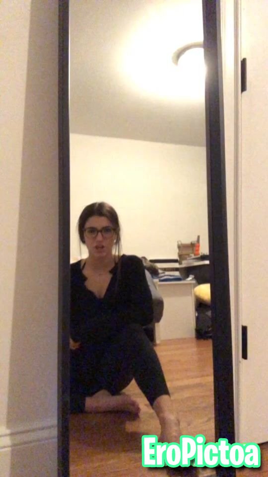 only good part about Charli photo - Part 2