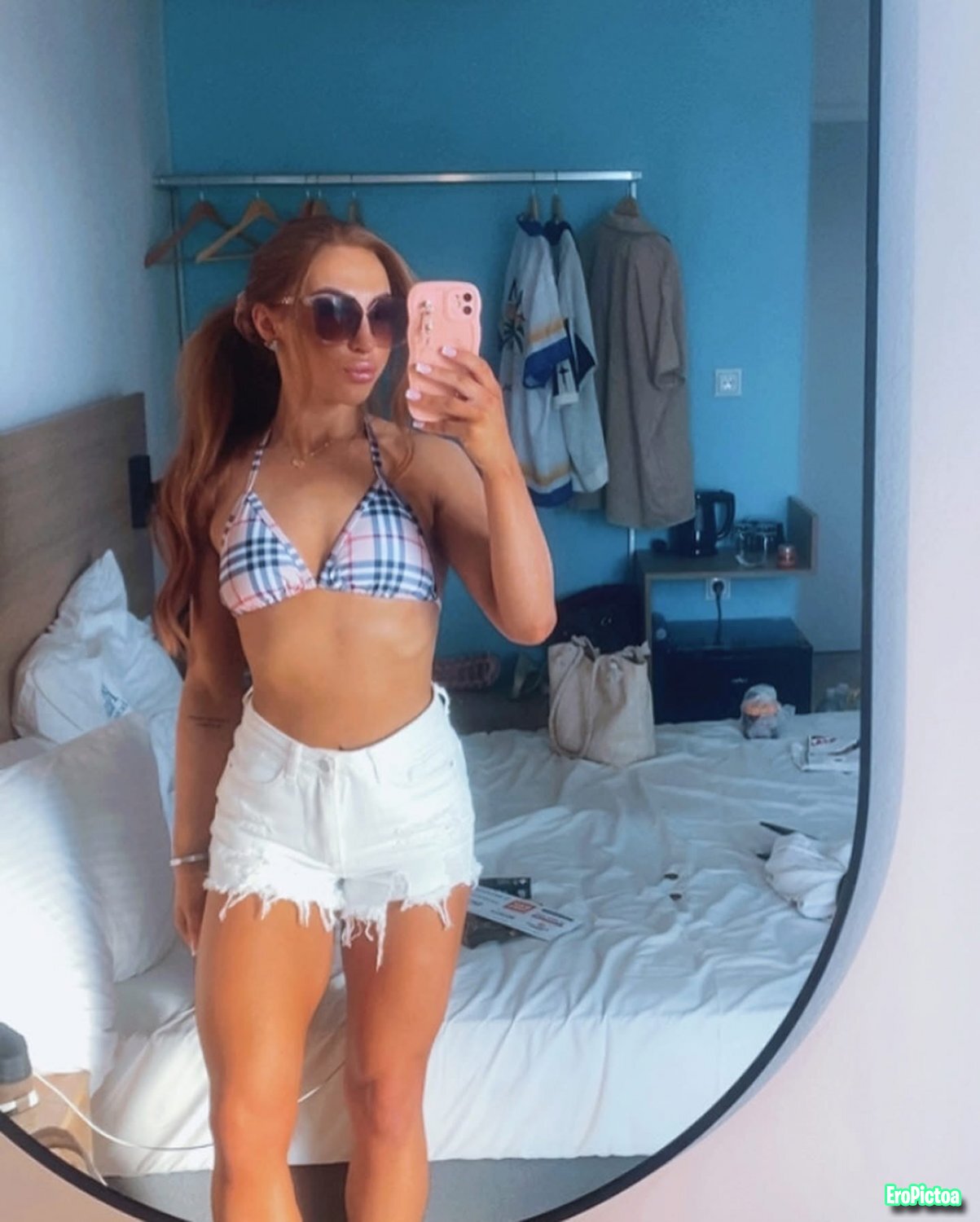 Scottish Danielle photo