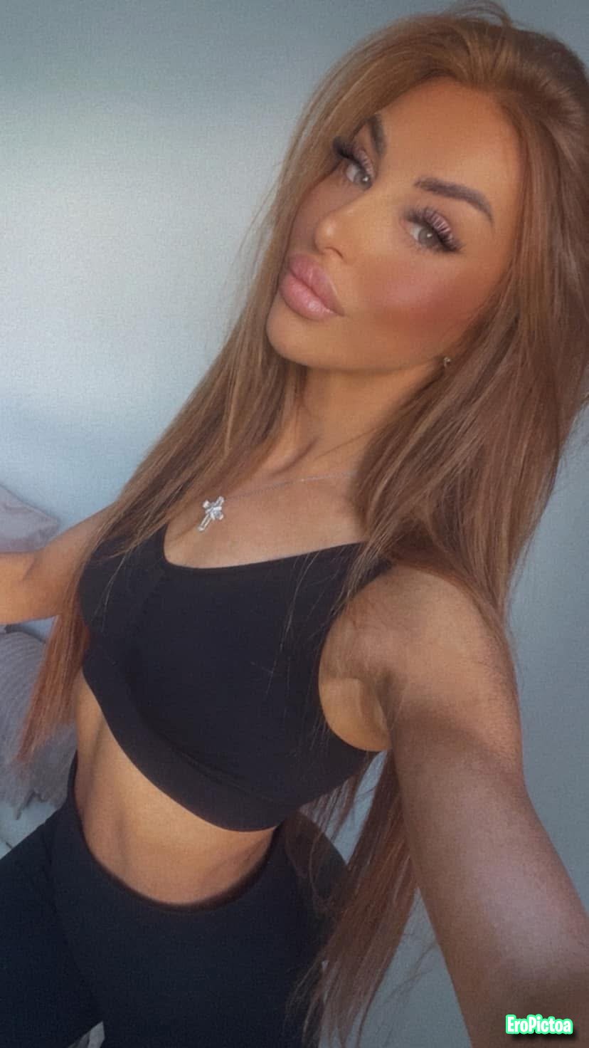 Scottish Danielle photo