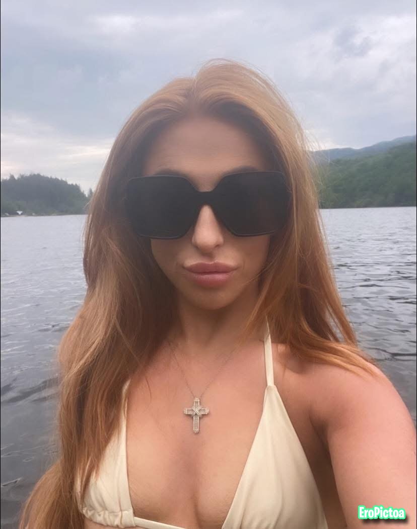 Scottish Danielle photo