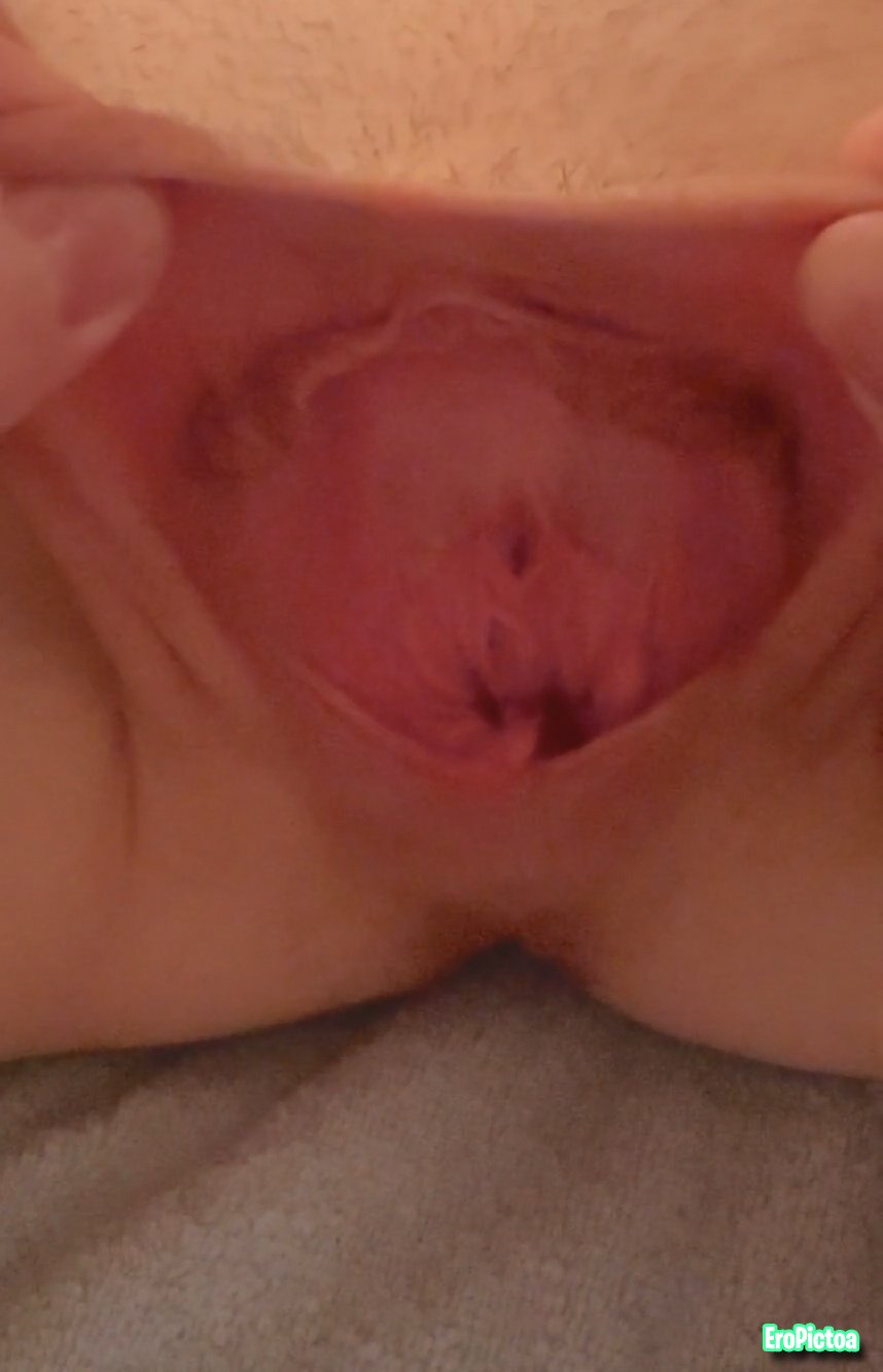 Pussy stretching. photo featuring Pussy - Part 7