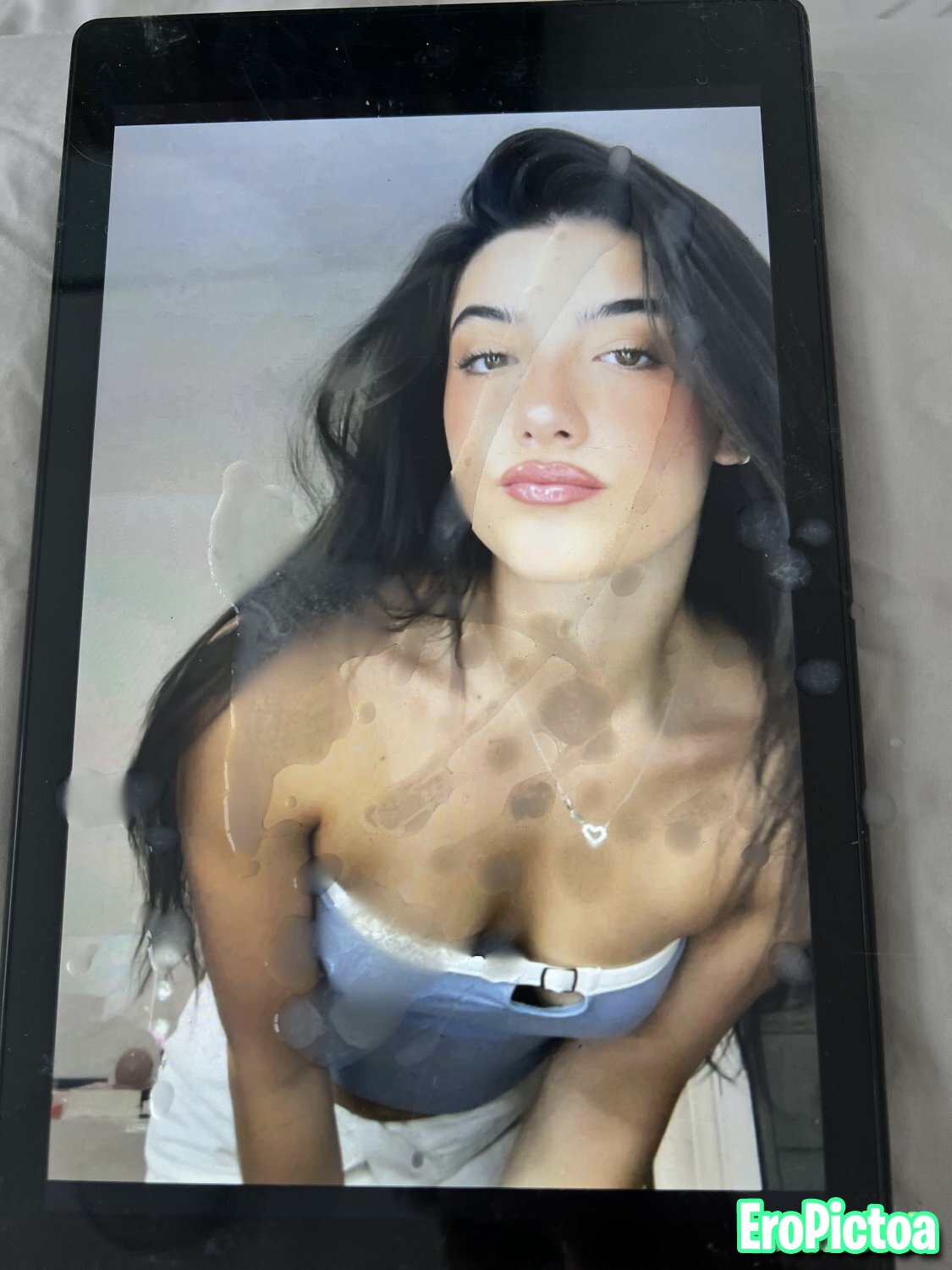 Charli Damelio tribute photo - Part 6