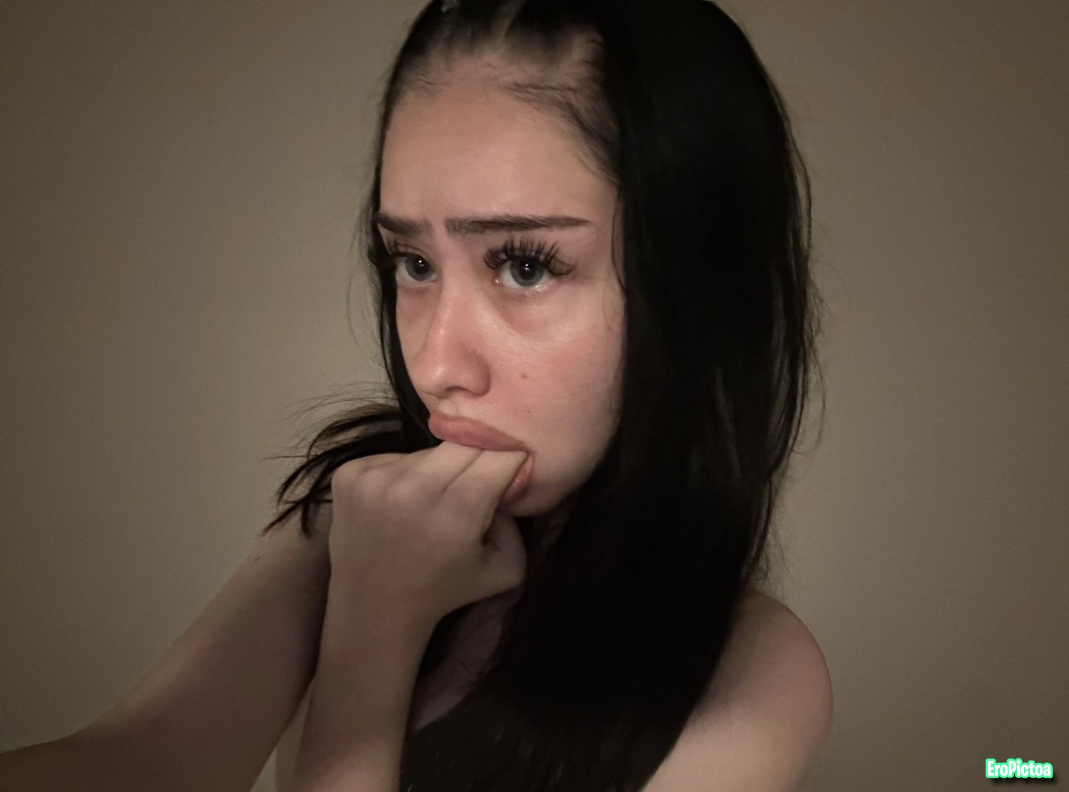 Pretty Ugly photo - Part 88