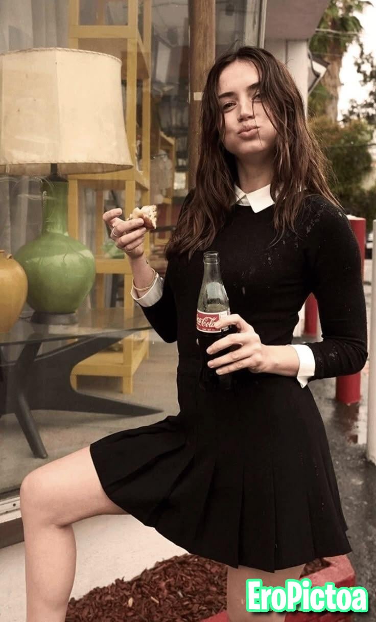 Ana De Armas photo featuring anadearmas - Part 8