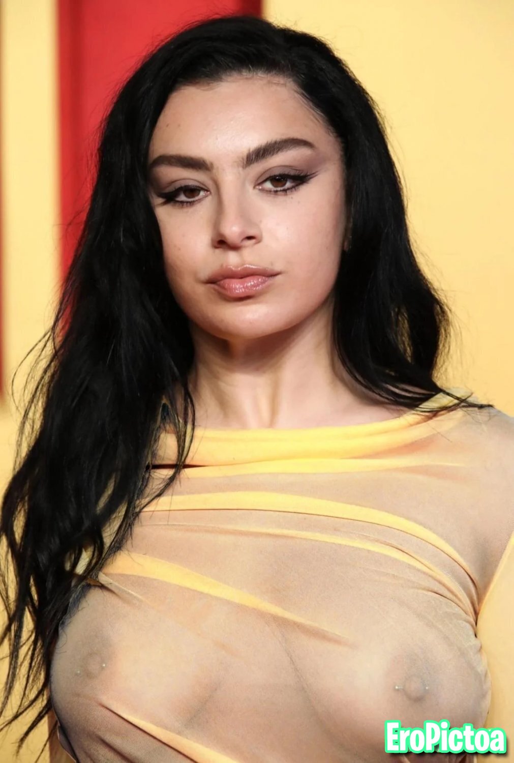Charli XCX photo featuring Singer - Part 2