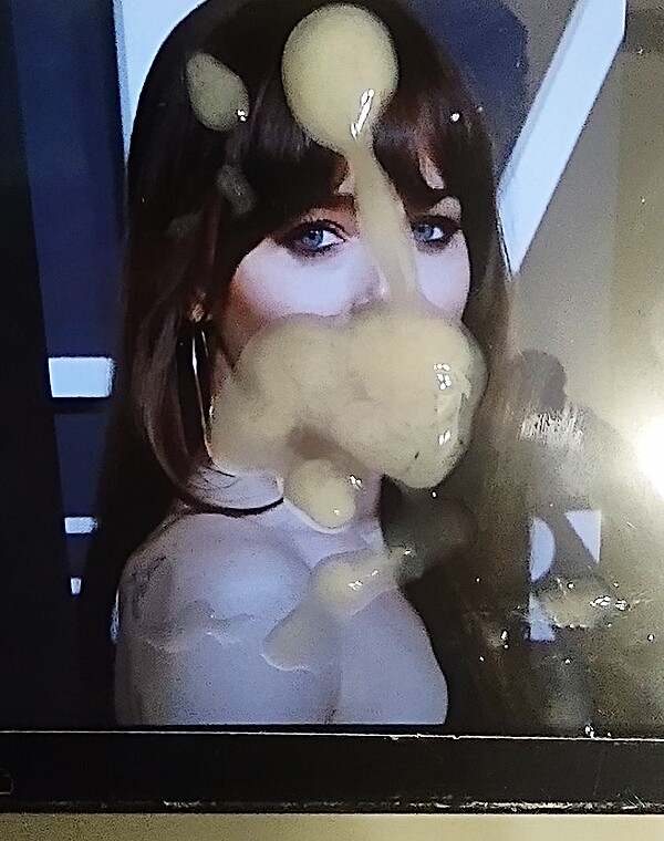 Thumbnail for 💅 Beautiful actress dakota johnson horny gooning cum tribute 💅 (SOP) (creamed)