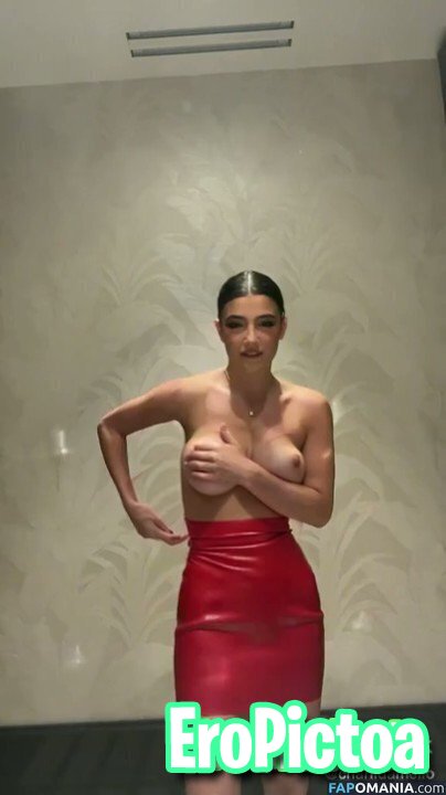 Charli photo