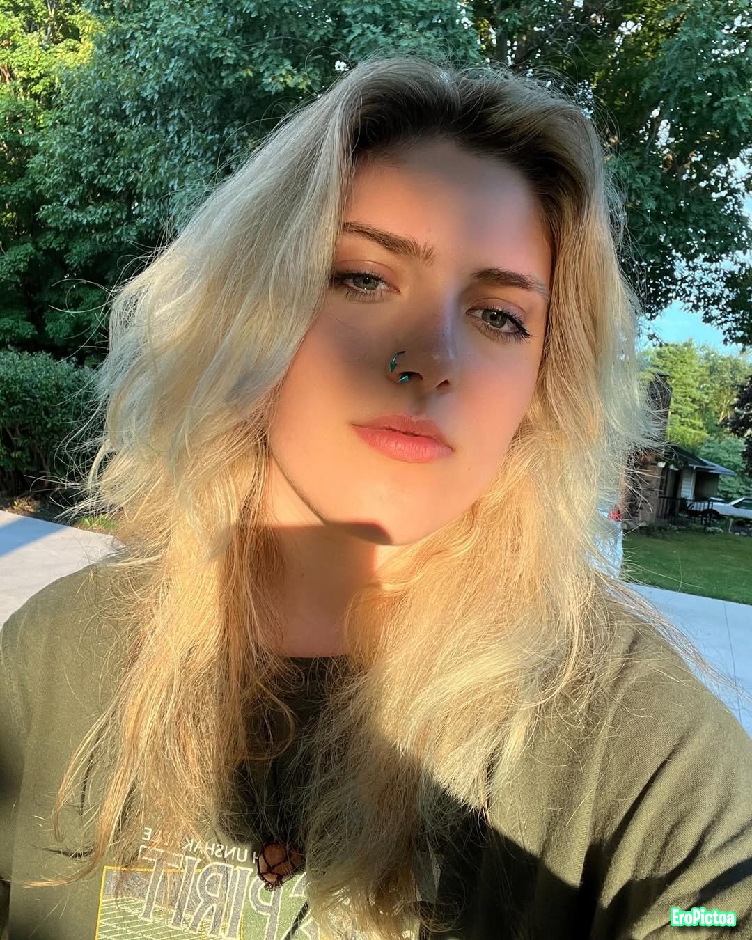 Disclosure #462: Alpha lesbian photo featuring lesbian - Part 20