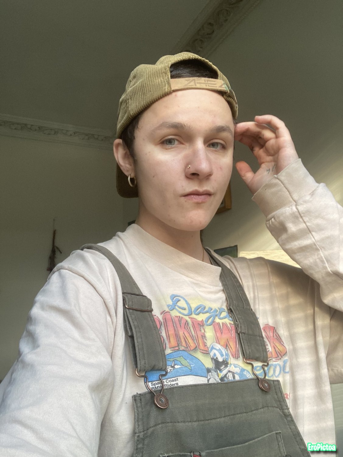 Lesbian collection photo featuring Freak