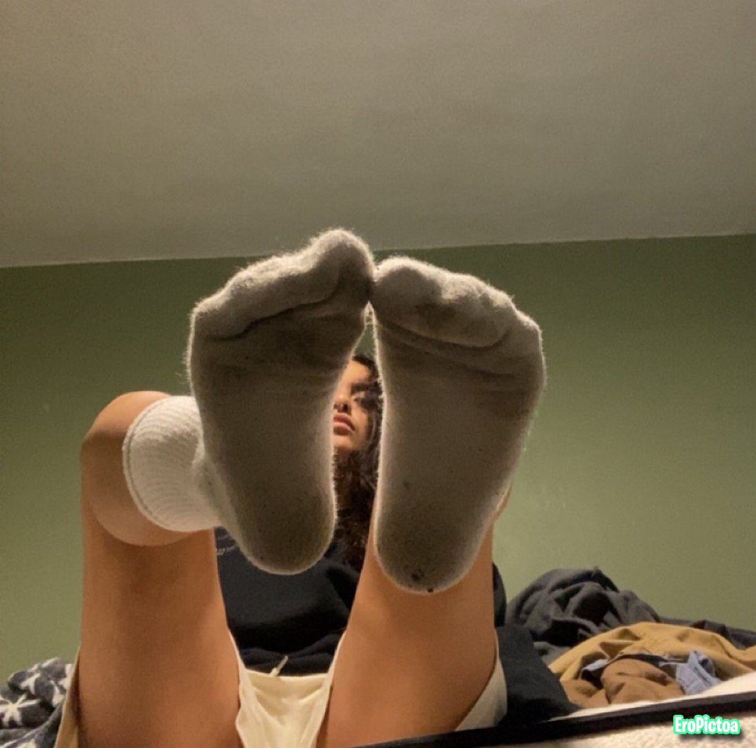 Lesbian Asian Dom photo featuring toes - Part 13