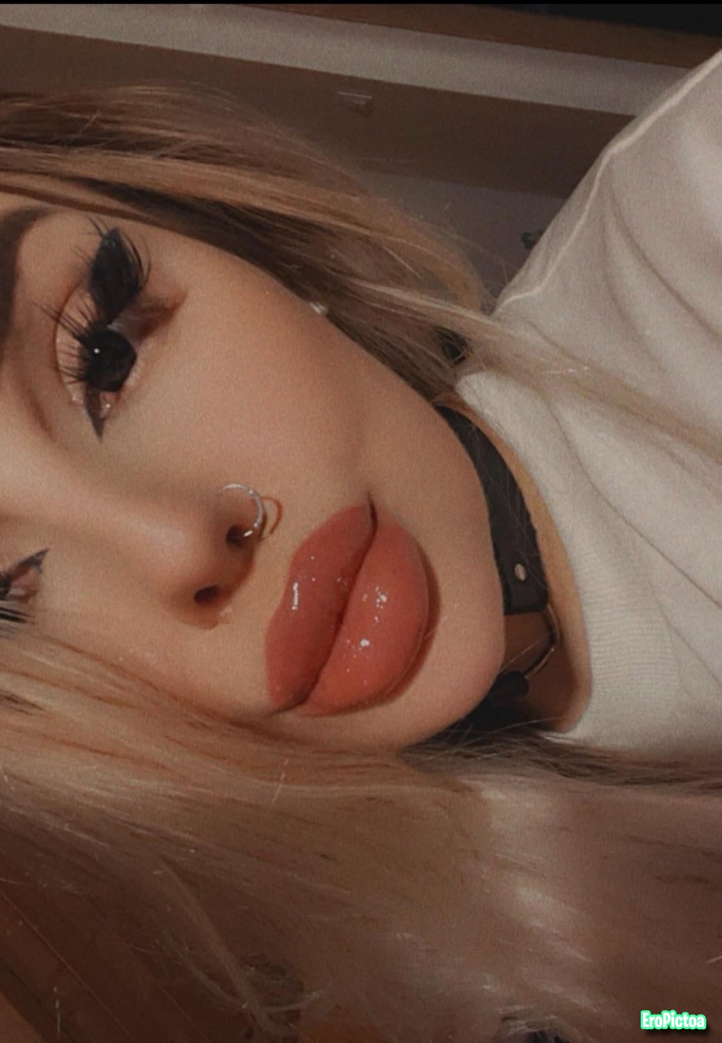 Pumped up DSLs photo featuring bimbo lips - Part 16