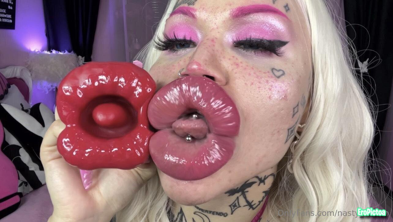 nasty_bimbo photo featuring tits - Part 32