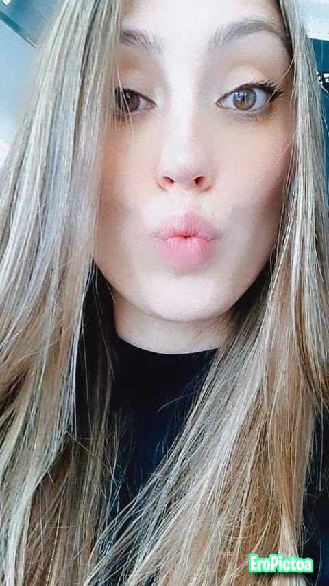 samcumonme photo featuring oral