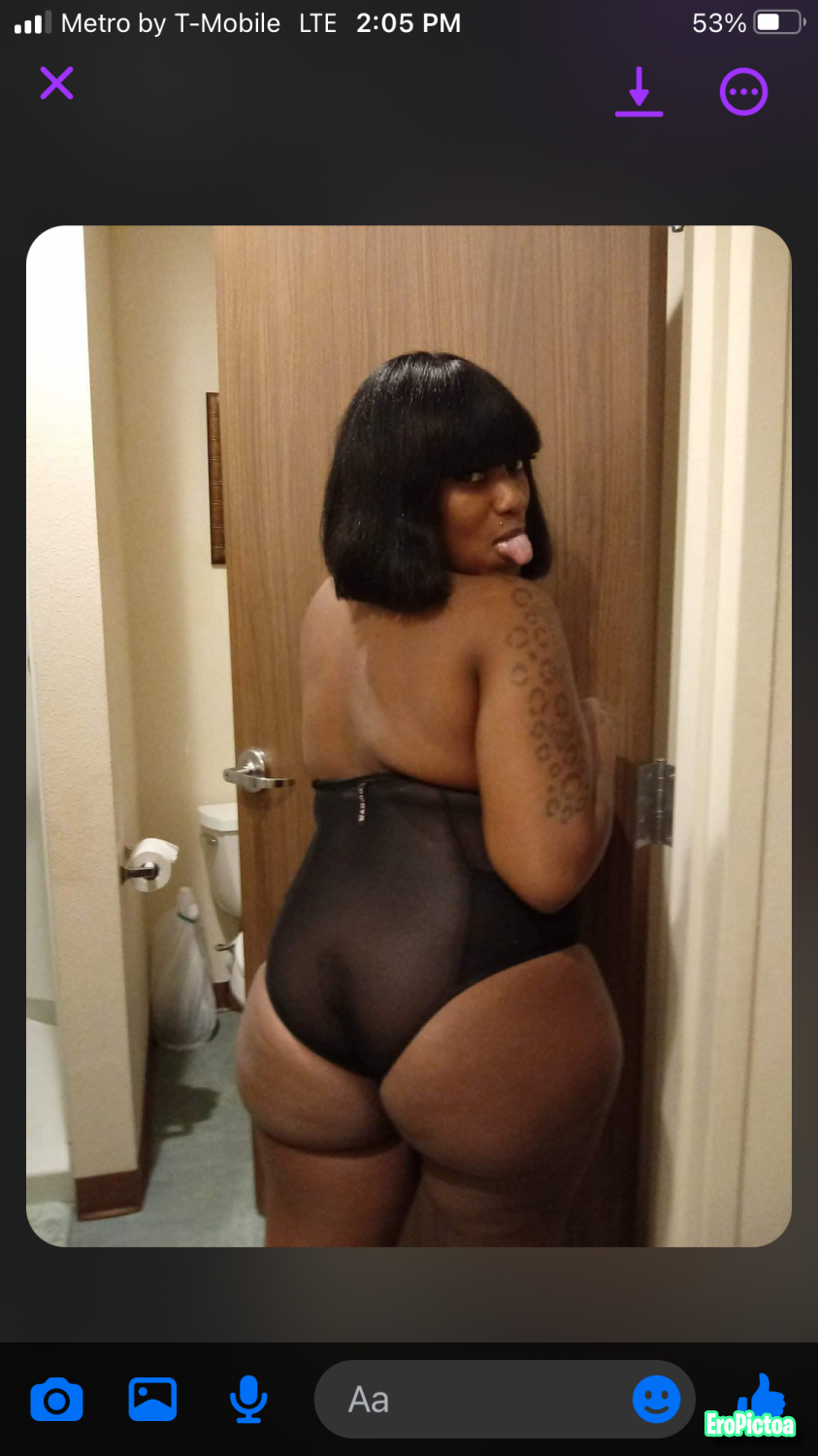 Thick booty photo featuring Booty