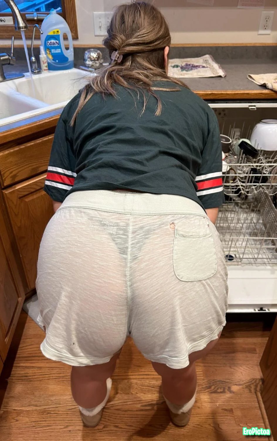 Sexy milf slut photo featuring Slim thicc milf - Part 43