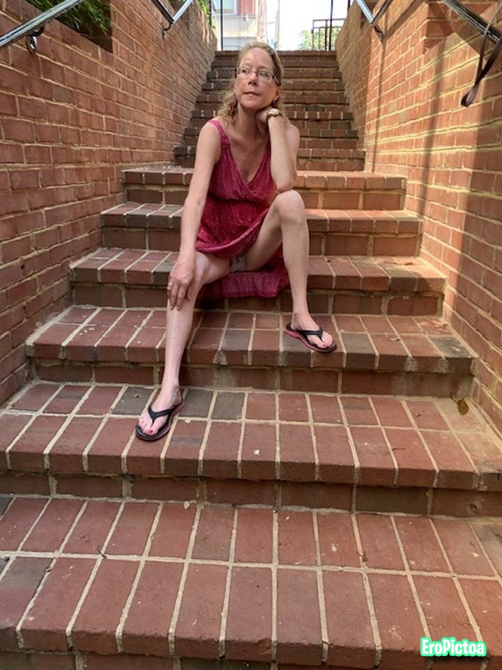 Amanda photo featuring wife - Part 3