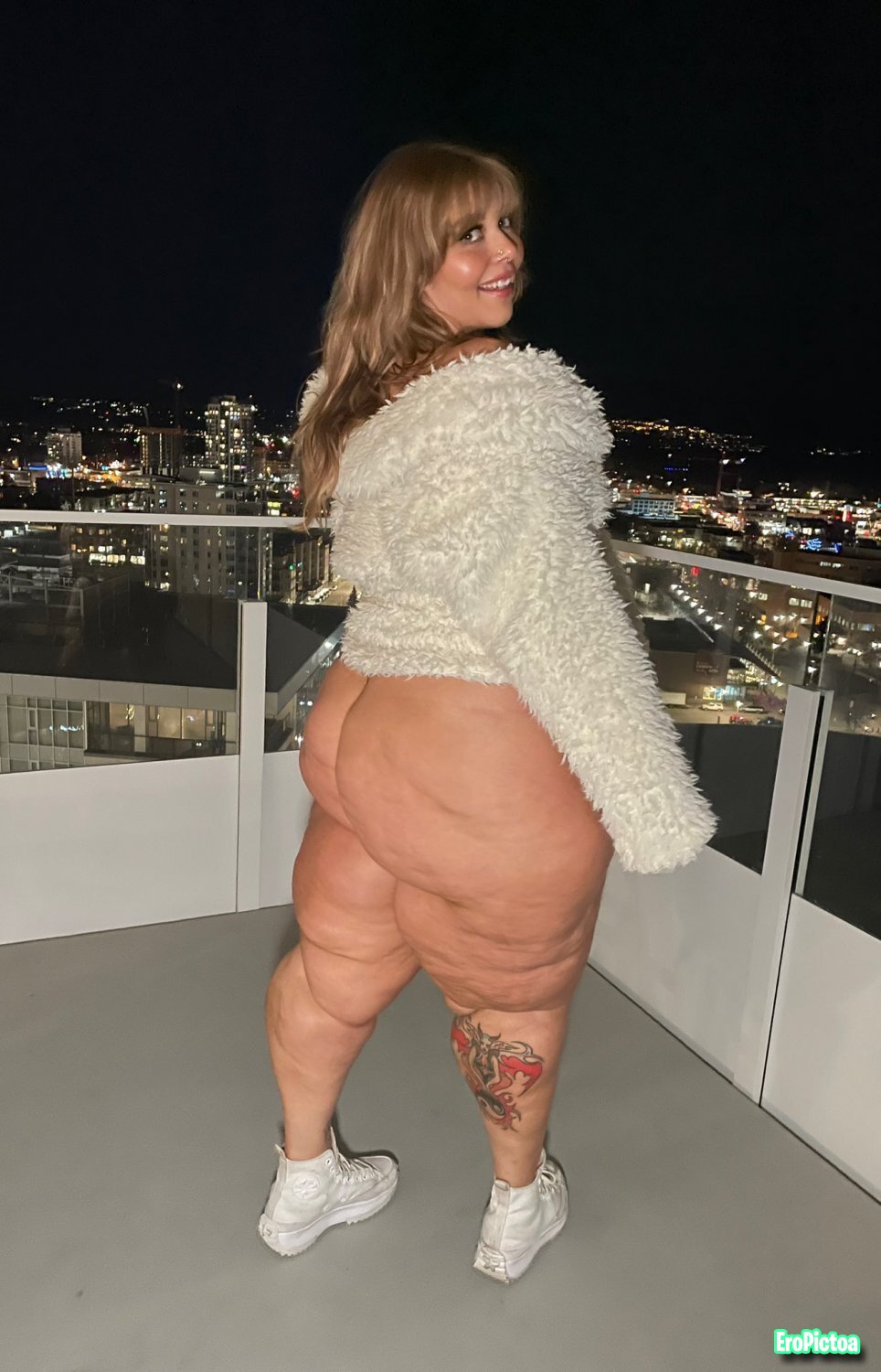 Extremely thicc photo featuring Big ass - Part 8
