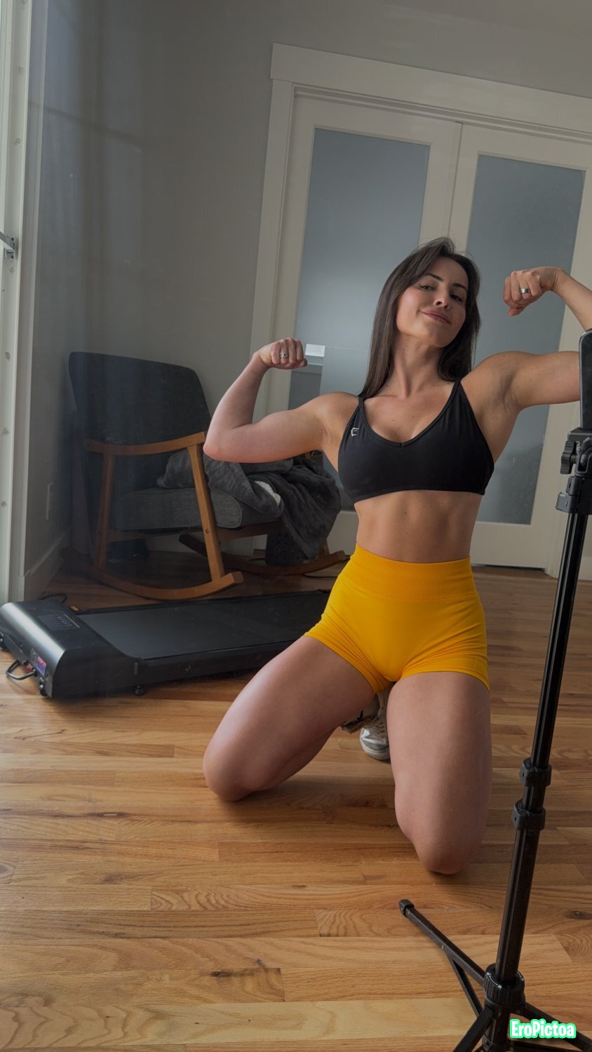 Feeling extremely hot photo featuring sexy - Part 3