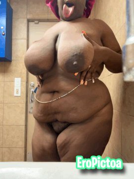 Public BBW Ebony Going Crazy At Work 🤯 photo - Part 57