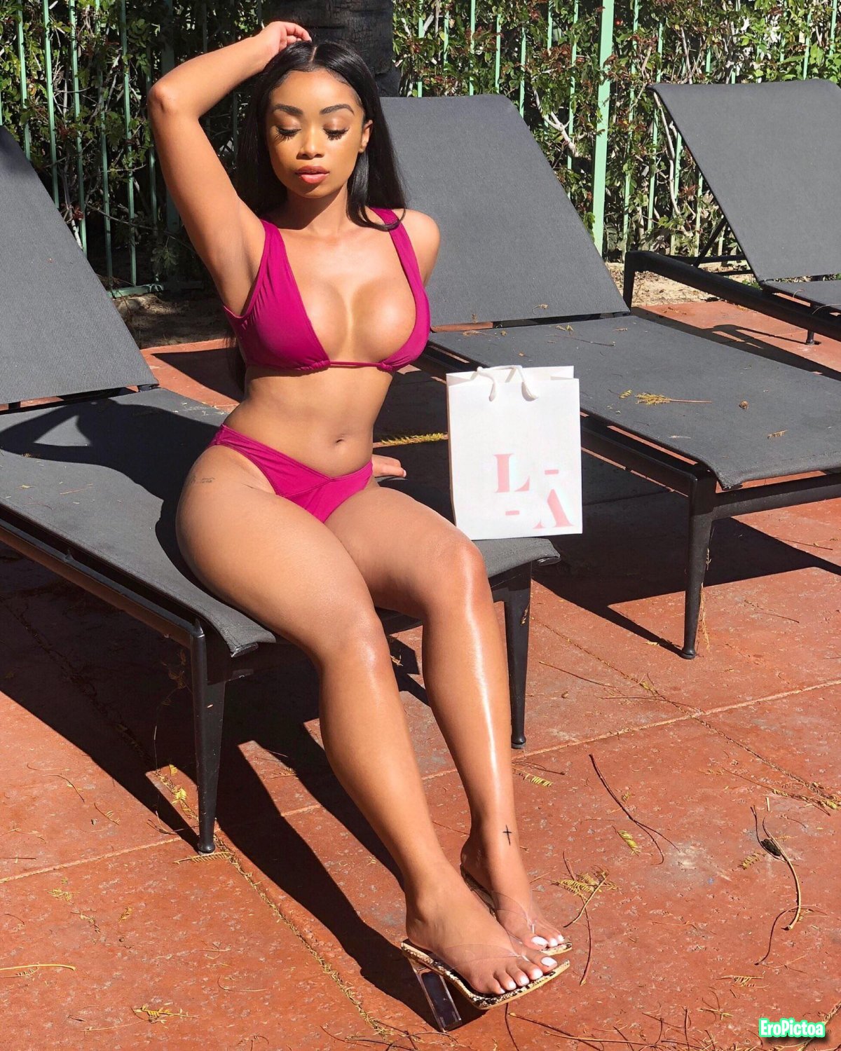 Desiree Mitchell Foot JOI photo featuring A.I - Part 16