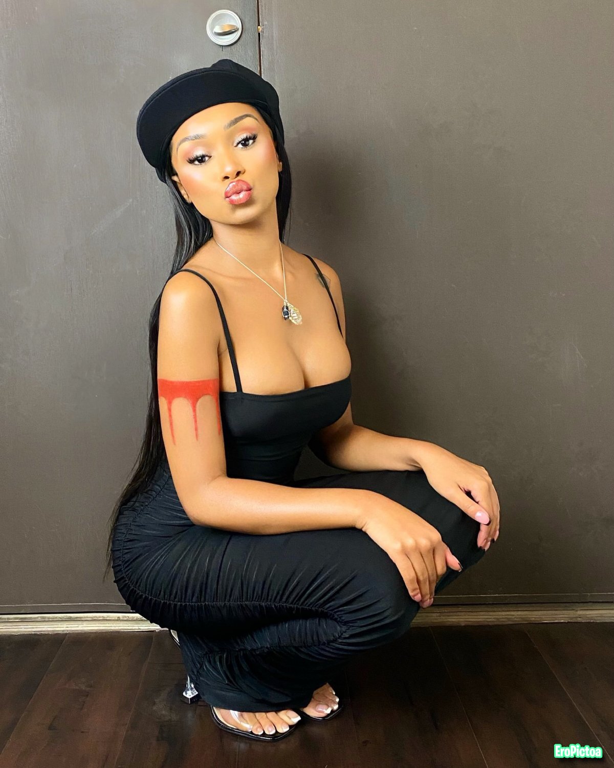 Desiree Mitchell Foot JOI photo featuring Celebfeet - Part 50