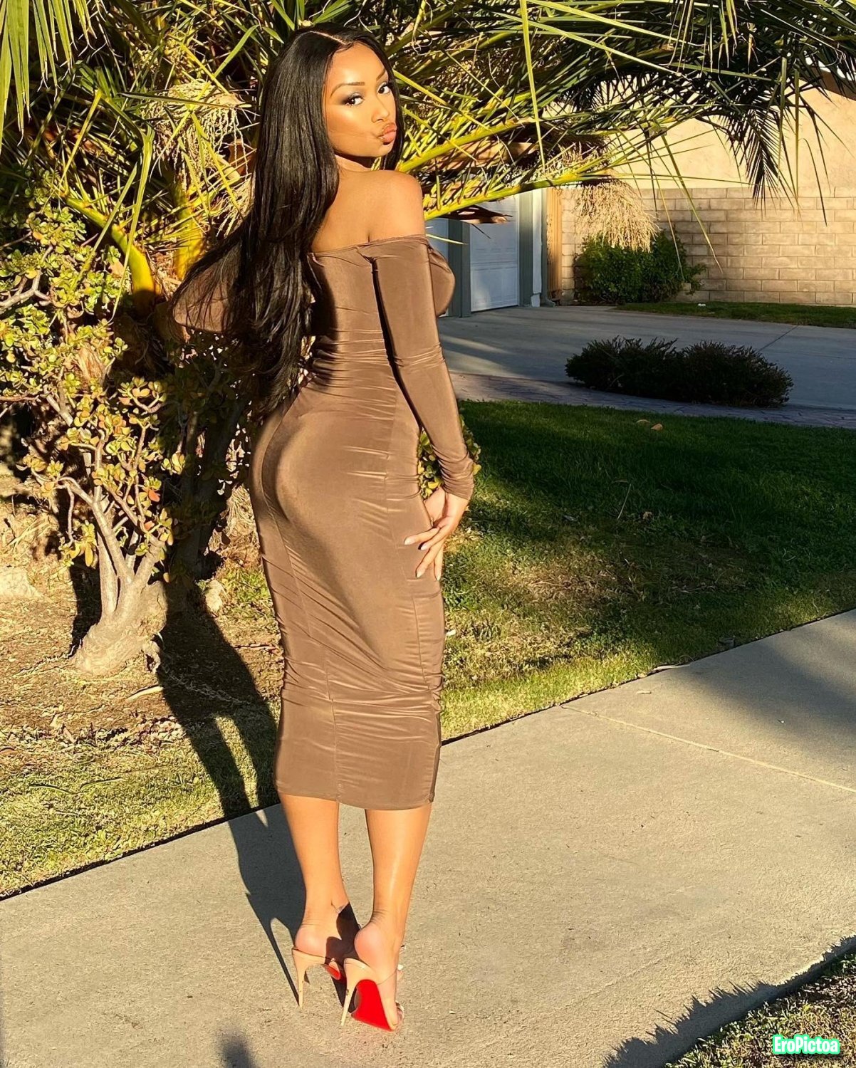 Desiree Mitchell Foot JOI photo featuring Sexy ebony - Part 58