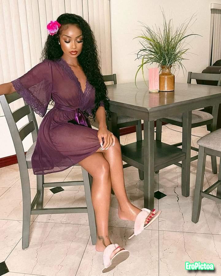 Desiree Mitchell Foot JOI photo featuring Celebrity - Part 65
