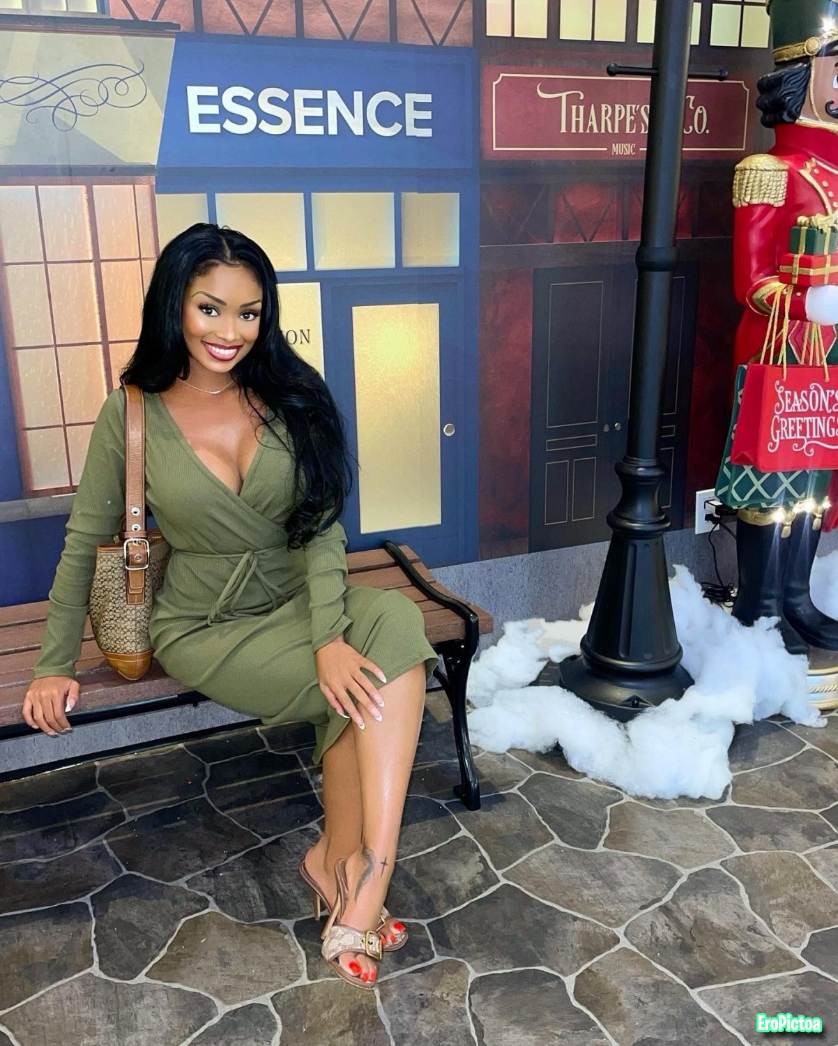 Desiree Mitchell Foot JOI photo featuring Foot JOI - Part 84