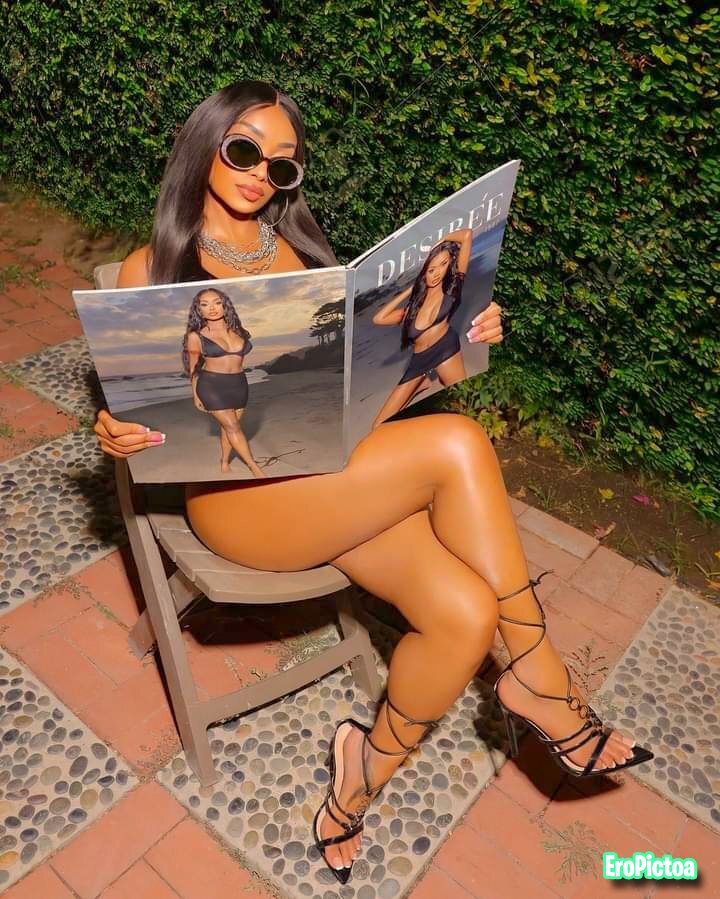 Desiree Mitchell Foot JOI photo featuring IG model - Part 92